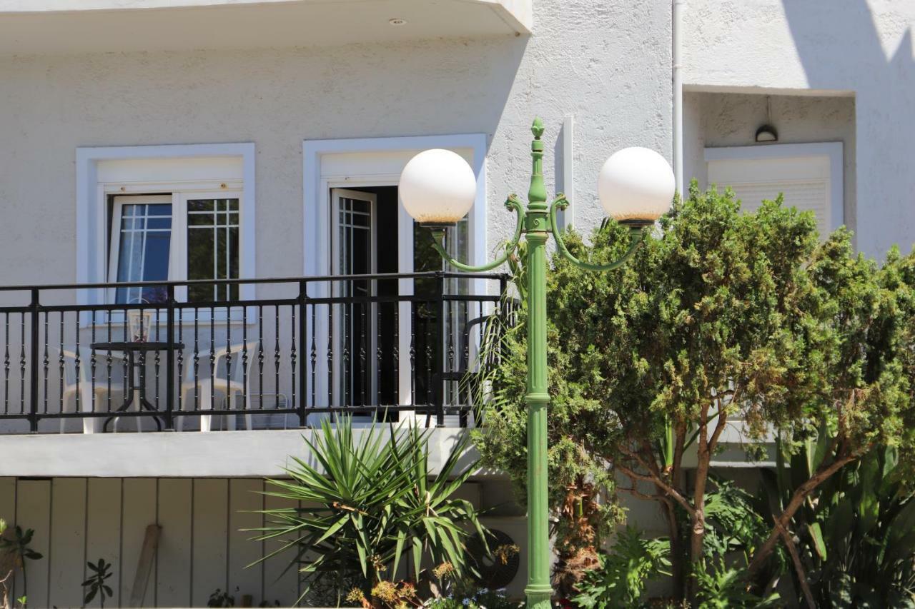 Aris Apartments Gerani  Exterior photo